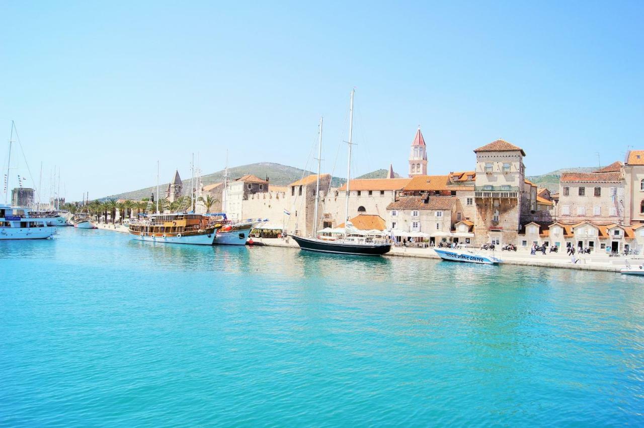 Apartments Mandaric Trogir Exterior photo